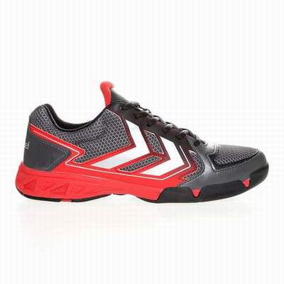 chaussure de handball montante